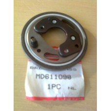 MD611098 MITSUBISHI DİSTRİBÜTÖR ALT TABLA